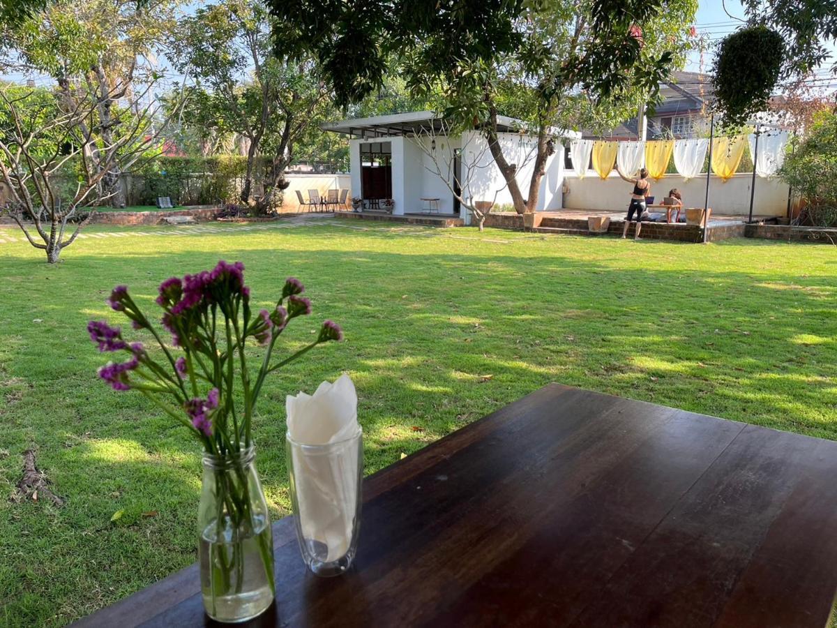 Udee Cozy Hotel Chiang Mai Esterno foto