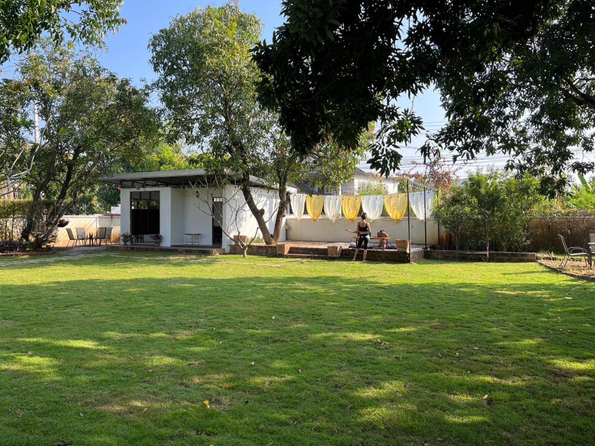 Udee Cozy Hotel Chiang Mai Esterno foto