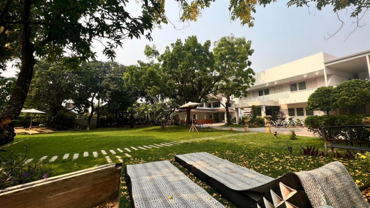 Udee Cozy Hotel Chiang Mai Esterno foto